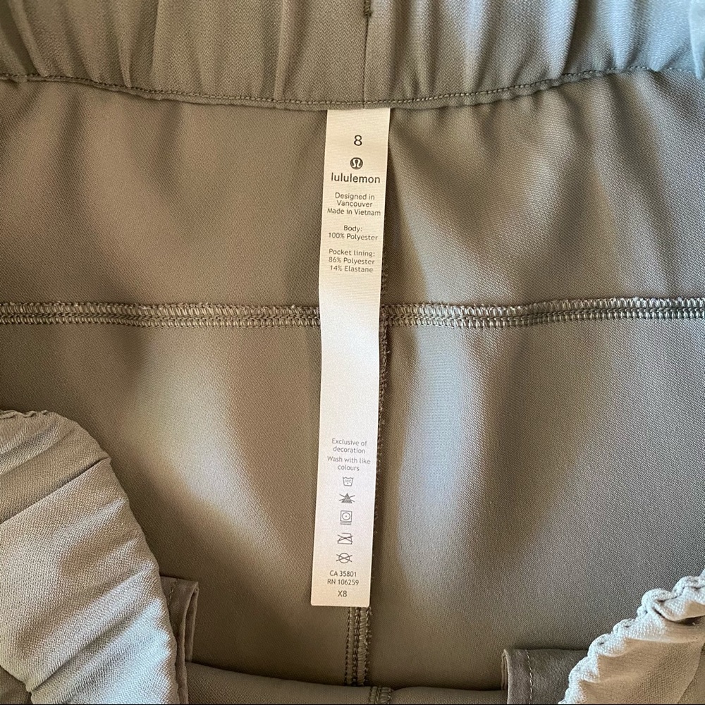 lululemon athletica Green Women Shorts - Picture 6 of 15